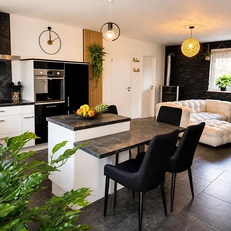 Maison Avec Jardin - 4 Personnes - Au Jardin Secret Villa *